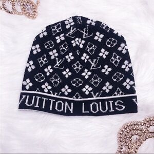 Fashion Designer Inspired Black and White Beanie for Women witPetite head / Teen
